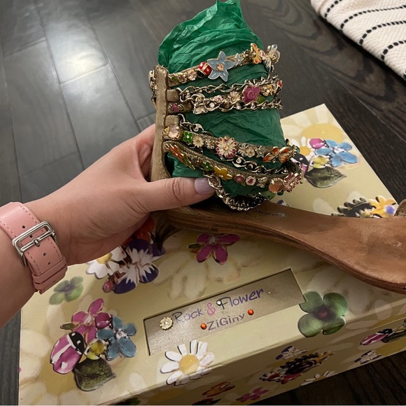 Rock&Flower Ziginy Limited Edition Jewlery Sandel Size 7 - Picture 4 of 7